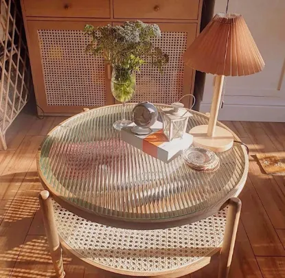 Hình ảnh của Bàn trà kính sóng Hàn Quốc