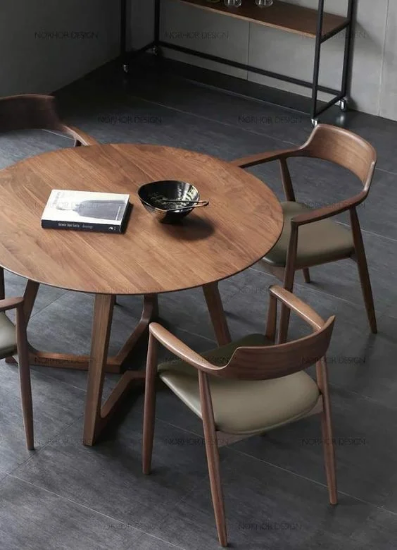 Hình ảnh của Bàn Tròn Chân Chữ M