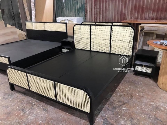 Hình ảnh của Giường Gỗ Sồi Kết Hợp Mây Mắt Cáo GM - 06