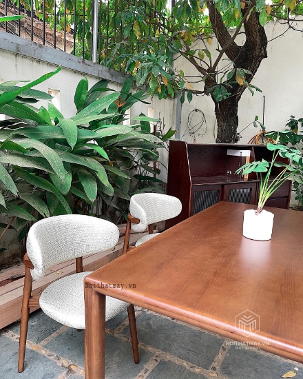 Hình ảnh của Bàn Ăn Neva