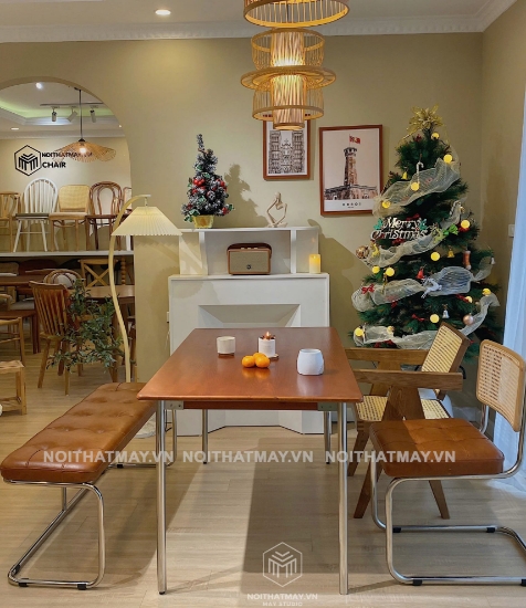 Hình ảnh của Bộ Bàn Ăn Chân Sắt 4 Người