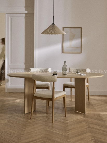 Hình ảnh của BÀN ĂN TONI