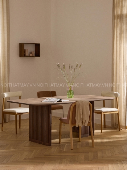 Hình ảnh của BÀN ĂN JOLKA